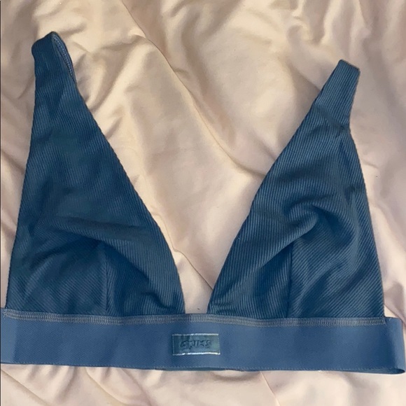SKIMS Other - SKIMS cotton plunge triangle bra NEW